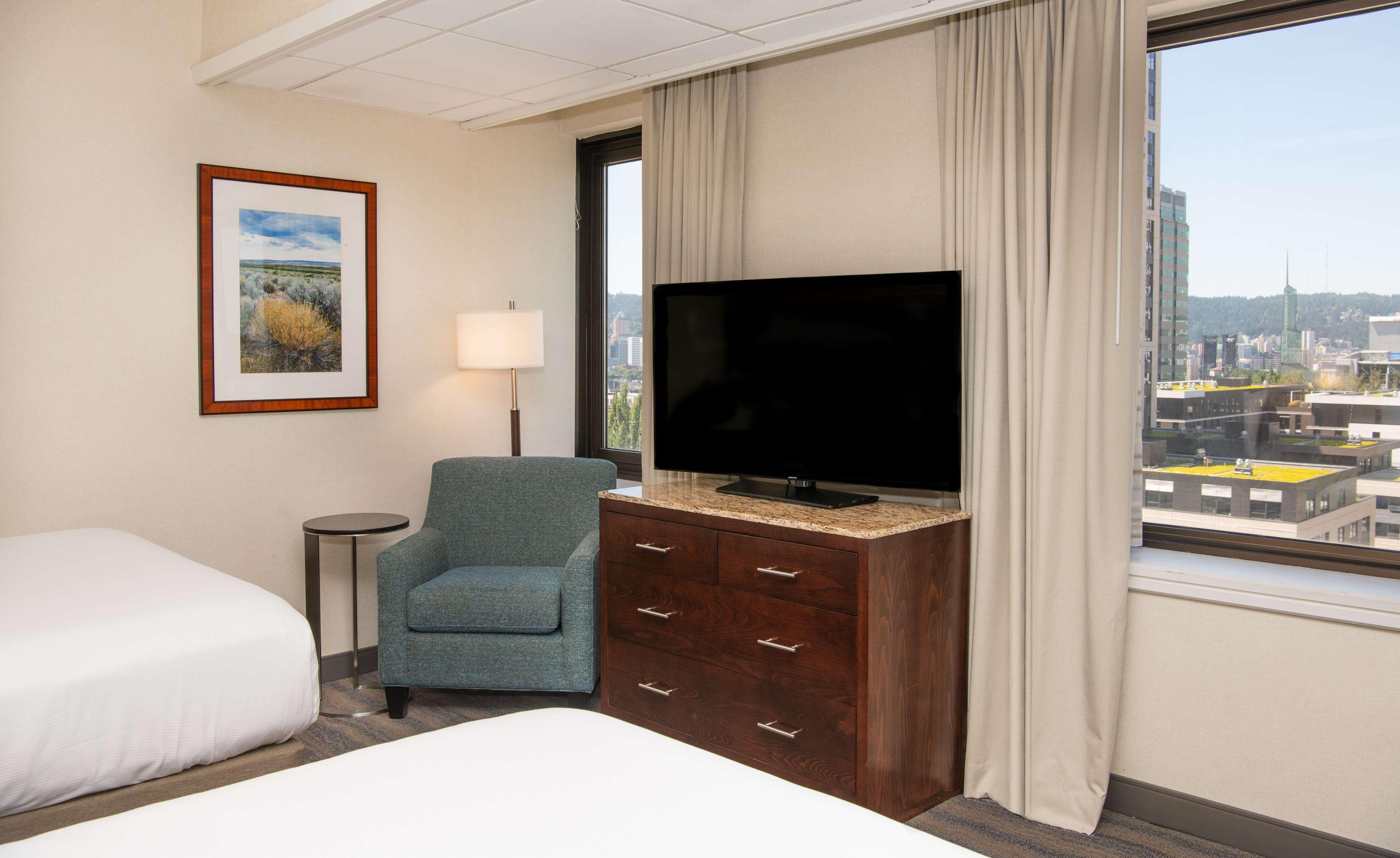 Doubletree By Hilton Portland Hotel Ngoại thất bức ảnh