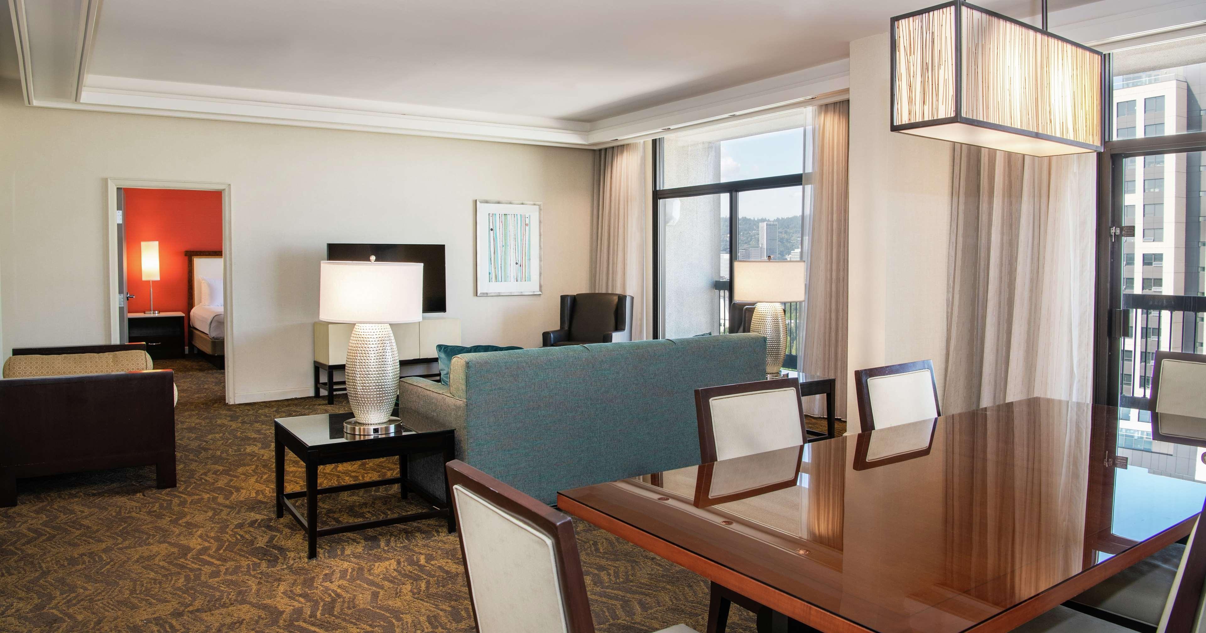 Doubletree By Hilton Portland Hotel Ngoại thất bức ảnh